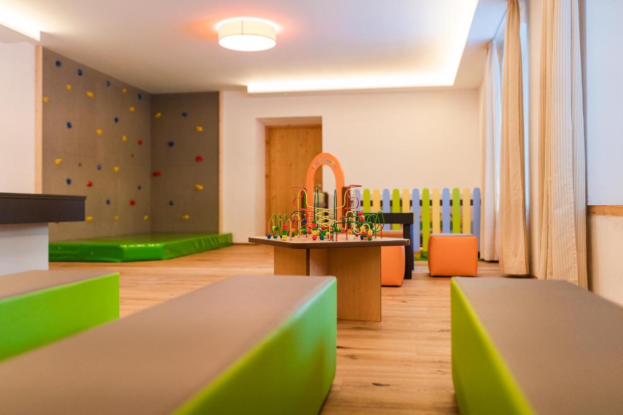 Hotel Madatsch ترافوي المظهر الخارجي الصورة
